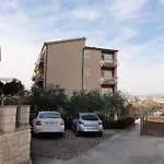 Apartment Family Time *